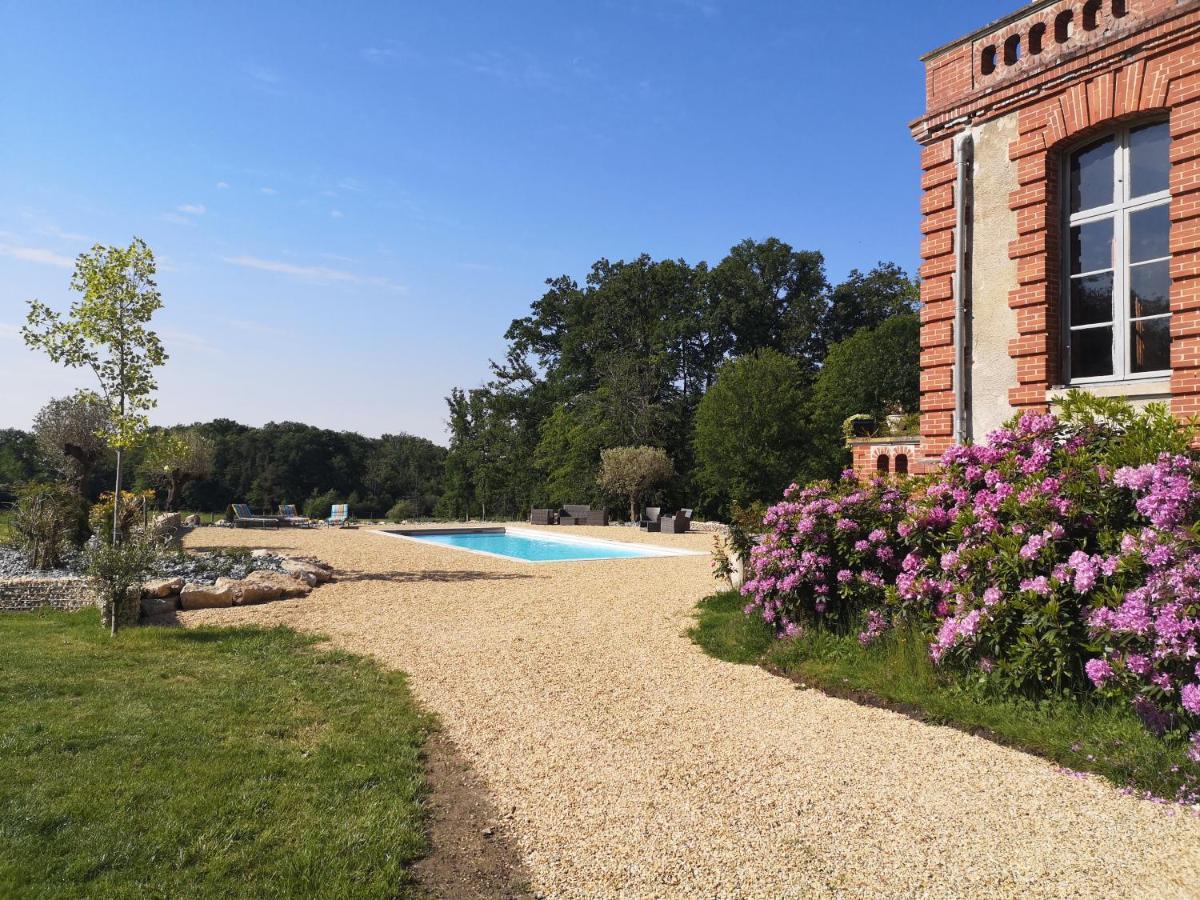 Chateau De Beauchene Chambres D'Hotes Allogny Exterior photo